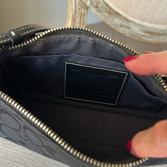 Coach Purse - Picture 10 of 11